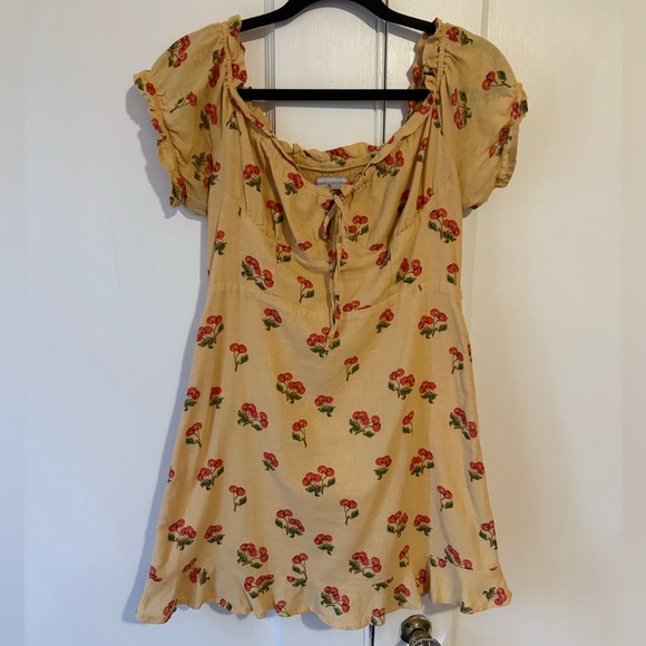 Urban Outfitters Dresses & Skirts - Urban Outfitters 100% cotton lined sun dress Medium Cherry Print